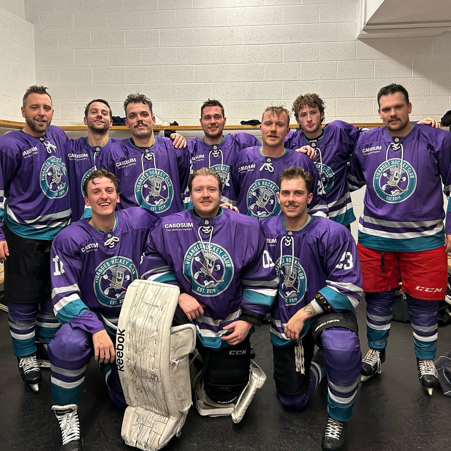 custom designed adult hockey league sweater